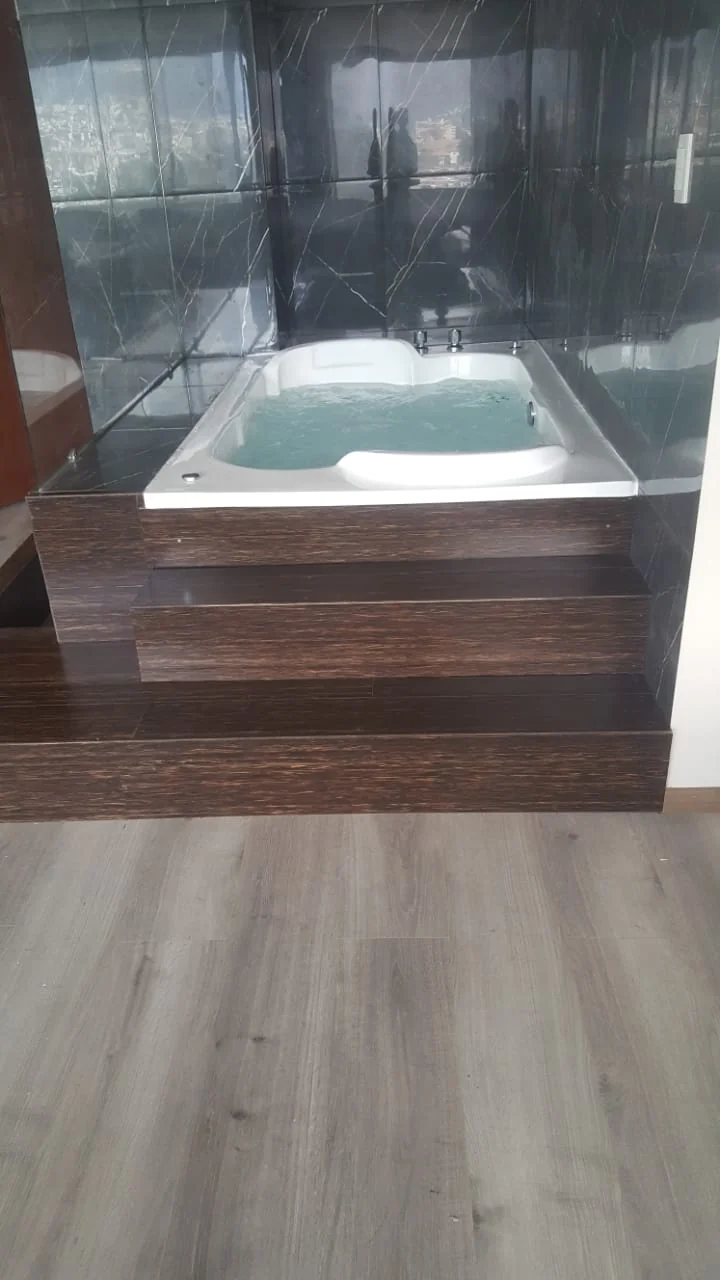 Jacuzzis, piscinas polares, saunas y turcos — proyecto 4