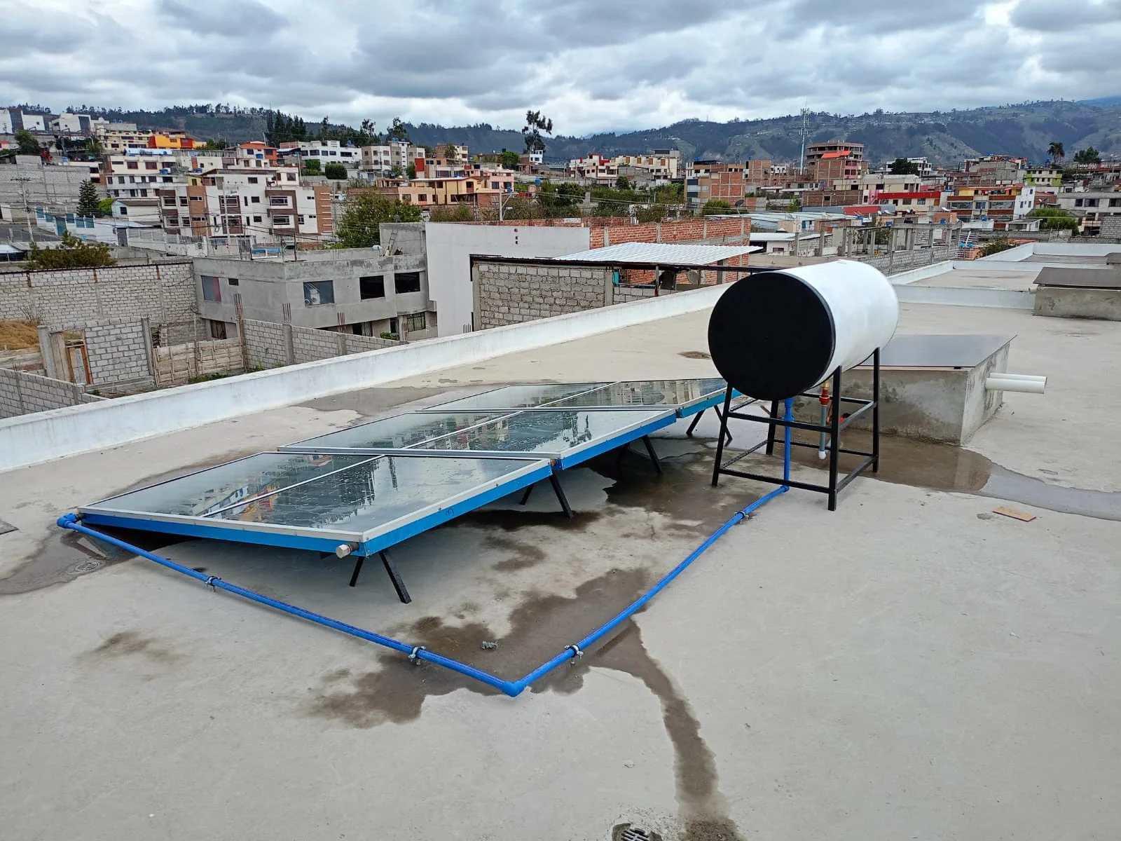 Calentamiento solar de agua domiciliaria — proyecto 4